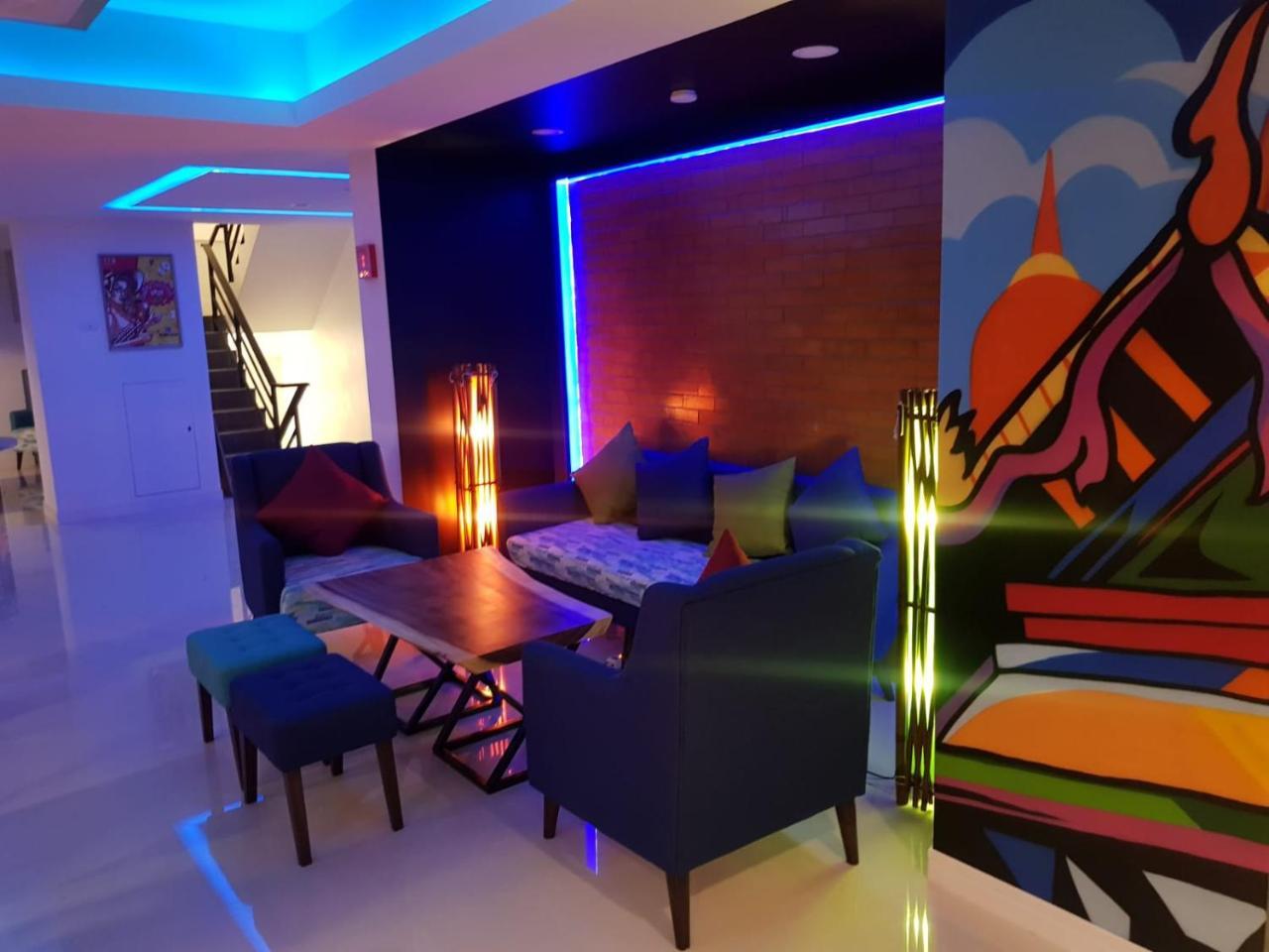 T2 Jomtien Pattaya Hotel Luaran gambar