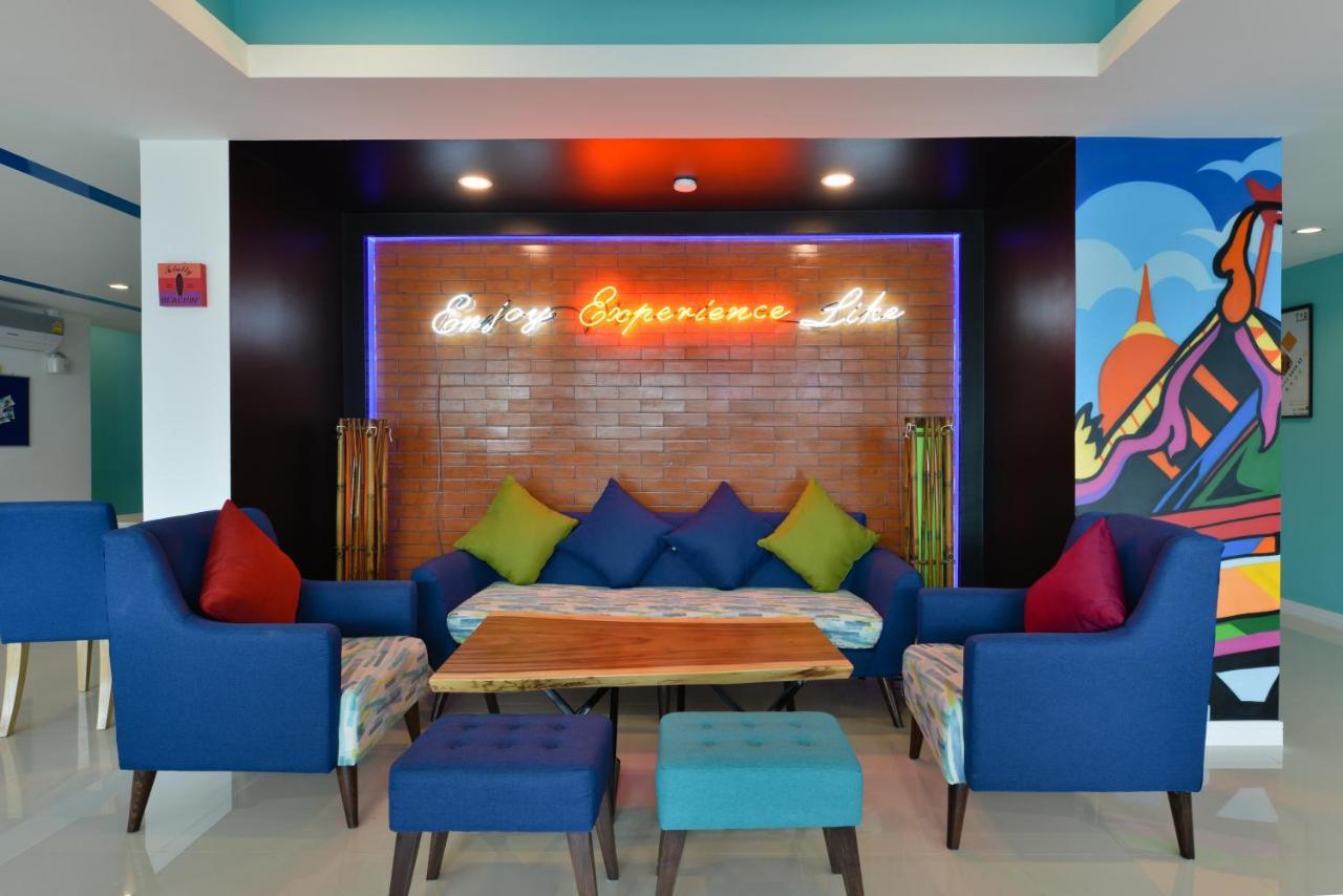 T2 Jomtien Pattaya Hotel Luaran gambar